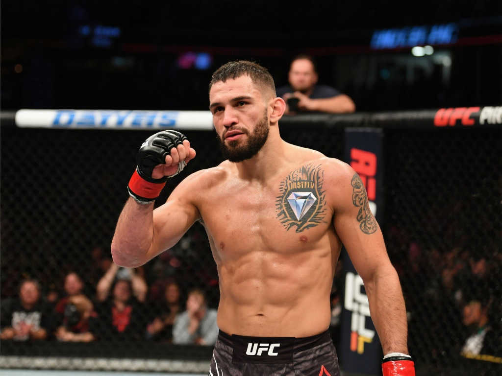 此前為薩拉 此前為薩拉